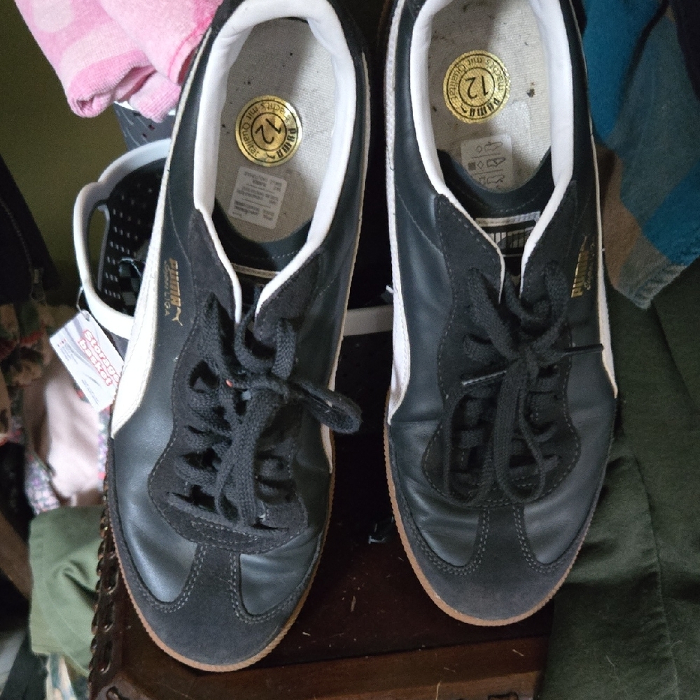 Puma Black and White Men's Sneakers